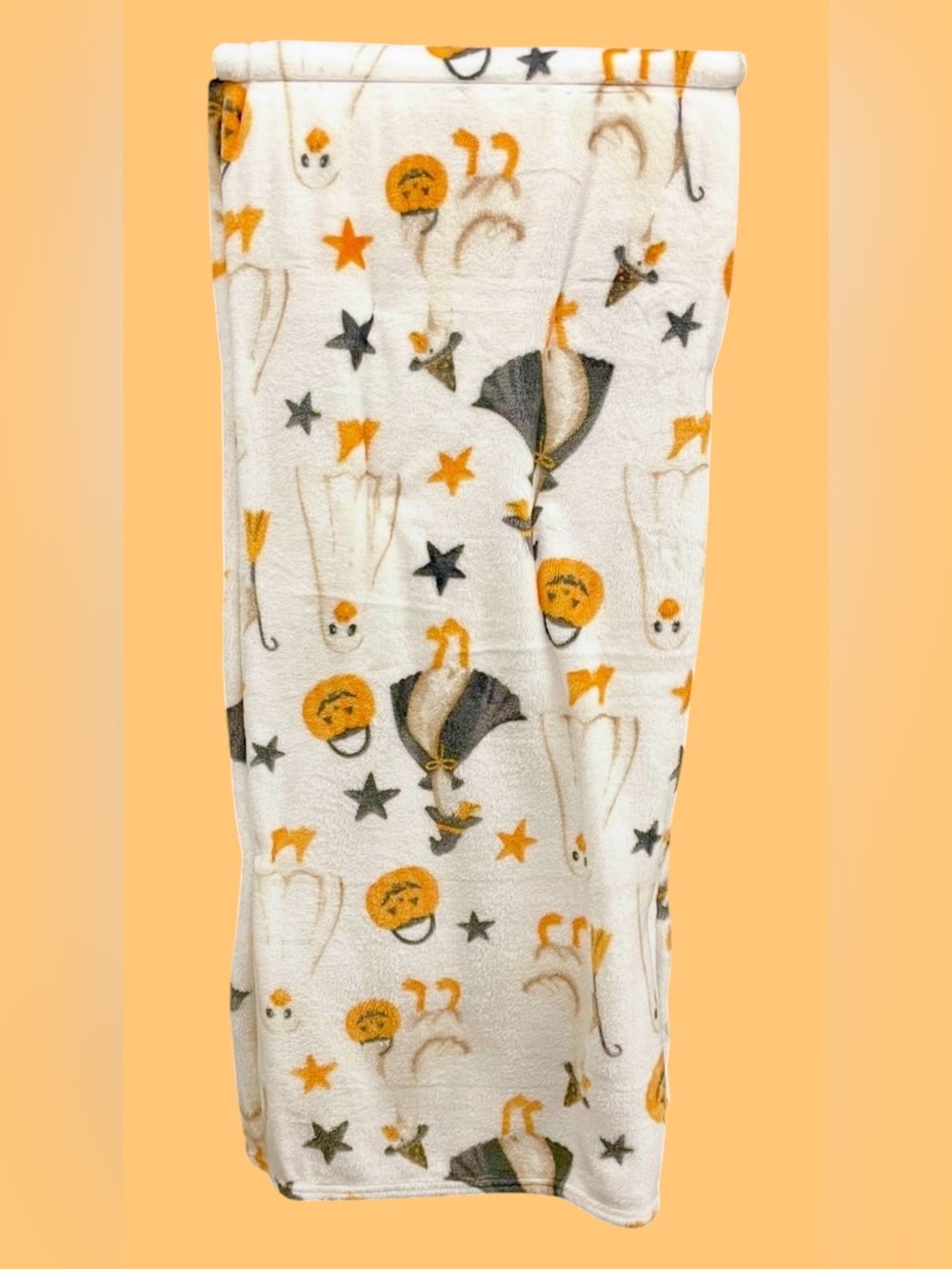 Halloween Plush Oversized Throw Pumpkins Geese White Orange Black 60x70 NEW NWT - Picture 2 of 2